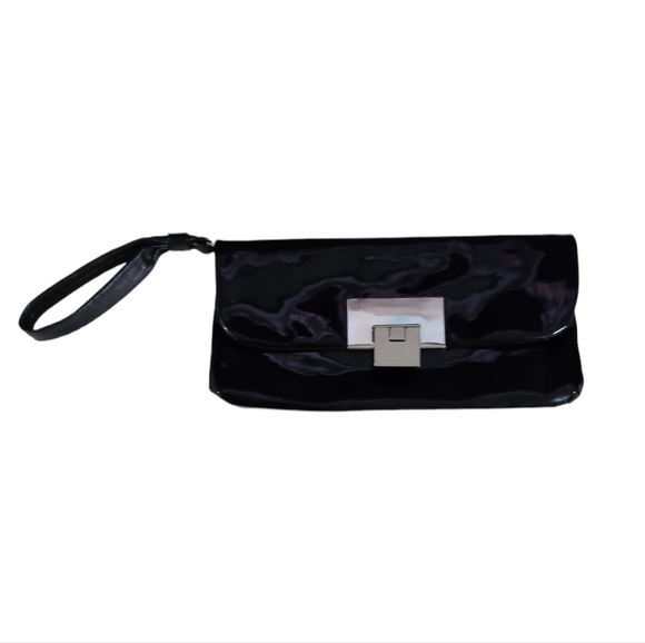 STUART Weitzman patent leather wristlet clutch - Picture 3 of 11